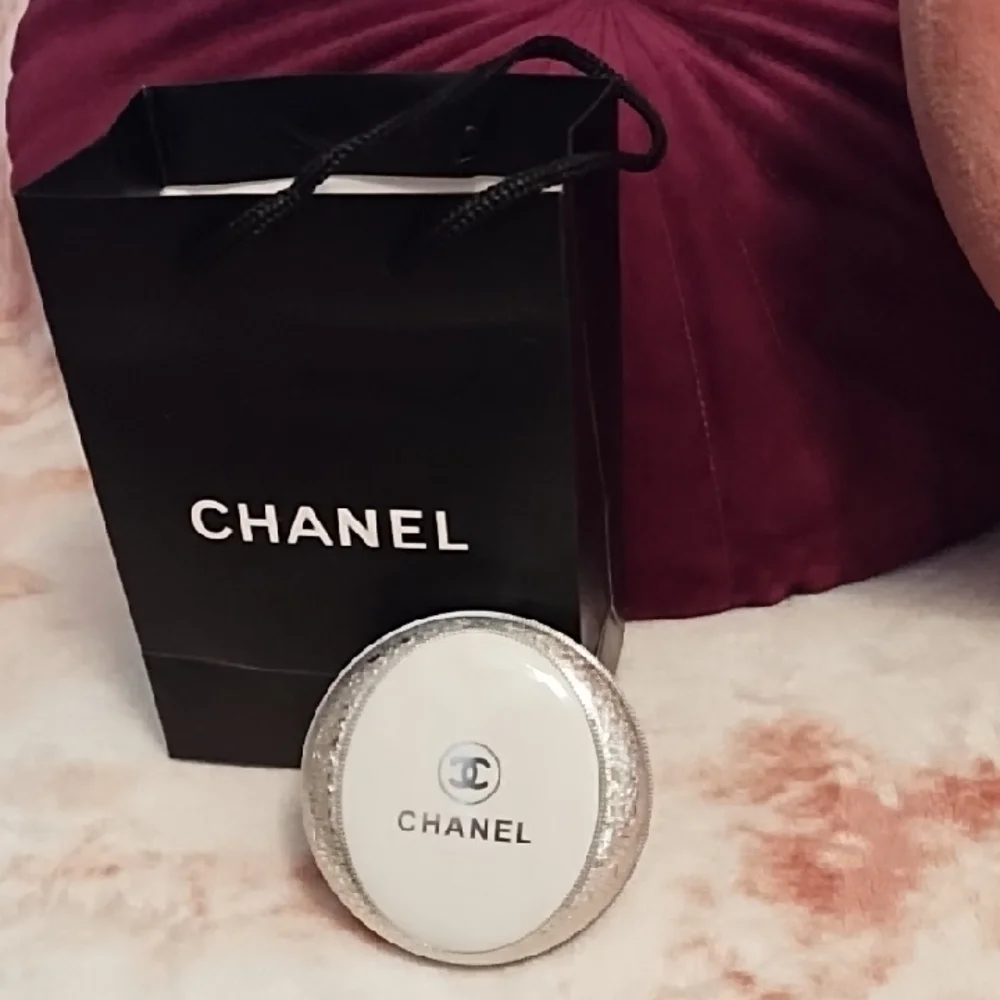 CHANEL Vintage Ornate Powder Compact with Mirror